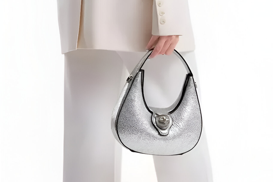 Leather Cat Motif Shoulder Bag