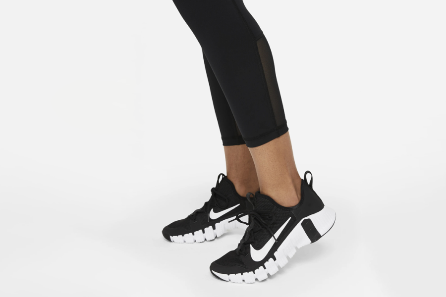 Black Leggings for All Seasons 